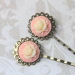 Vintage style bobby pin pin..