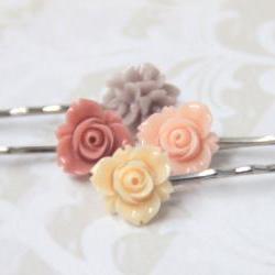 Flower Bobby Pins: Nude colors